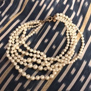 Jcrew Pearl Costume pearl Necklace, Mint condition